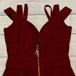 Seamyla Red Cold Shoulder Bandage Dress (7)